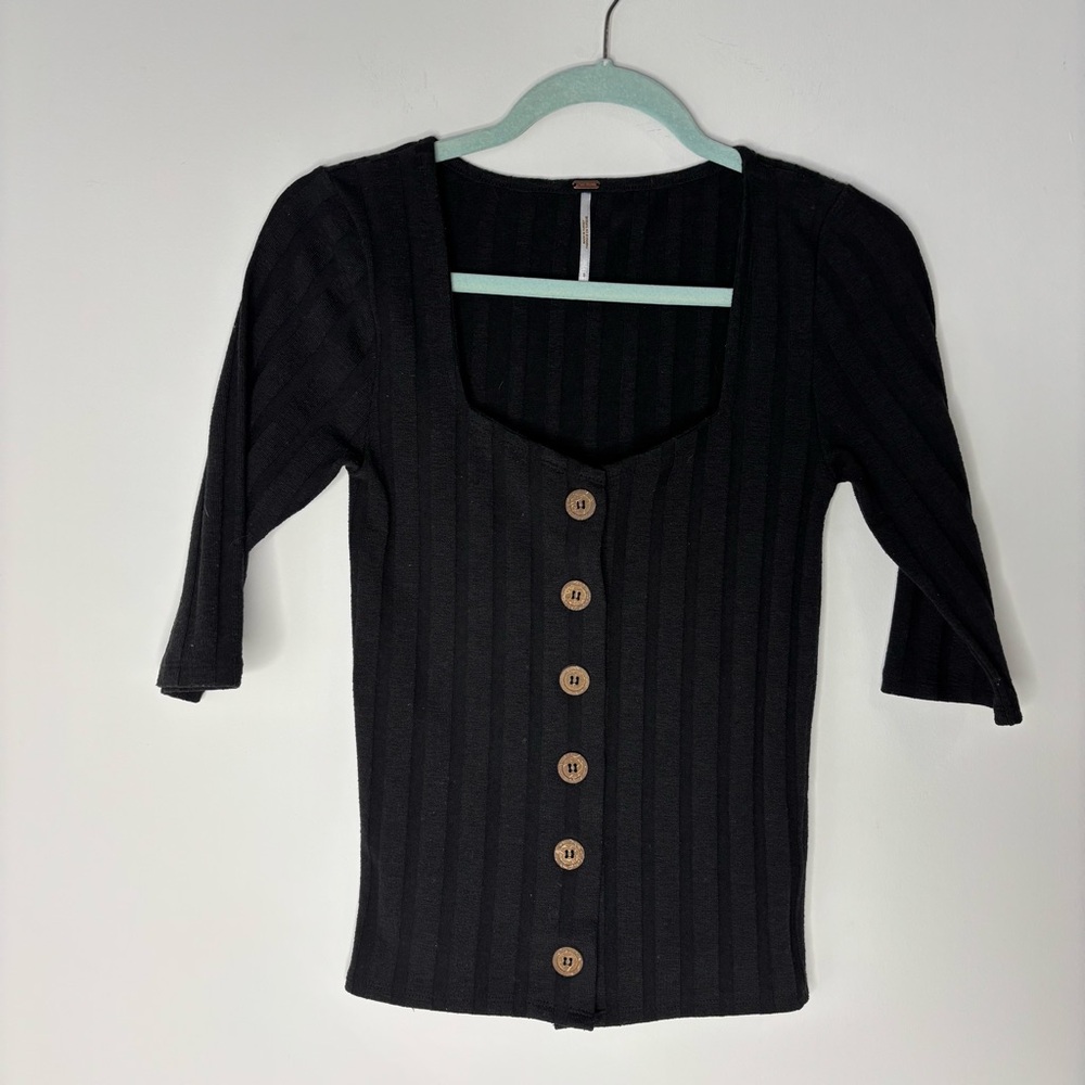 FREE PEOPLE Black Shirt!